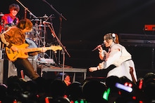 「LAWSON presents CHiCO with HoneyWorks Zepp tour 2026『HELLO!!』」東京・Zepp DiverCity（TOKYO）公演の様子。（撮影：江藤はんな［SHERPA+］）