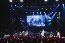 「LAWSON presents CHiCO with HoneyWorks Zepp tour 2026『HELLO!!』」東京・Zepp DiverCity（TOKYO）公演の様子。（撮影：江藤はんな［SHERPA+］）