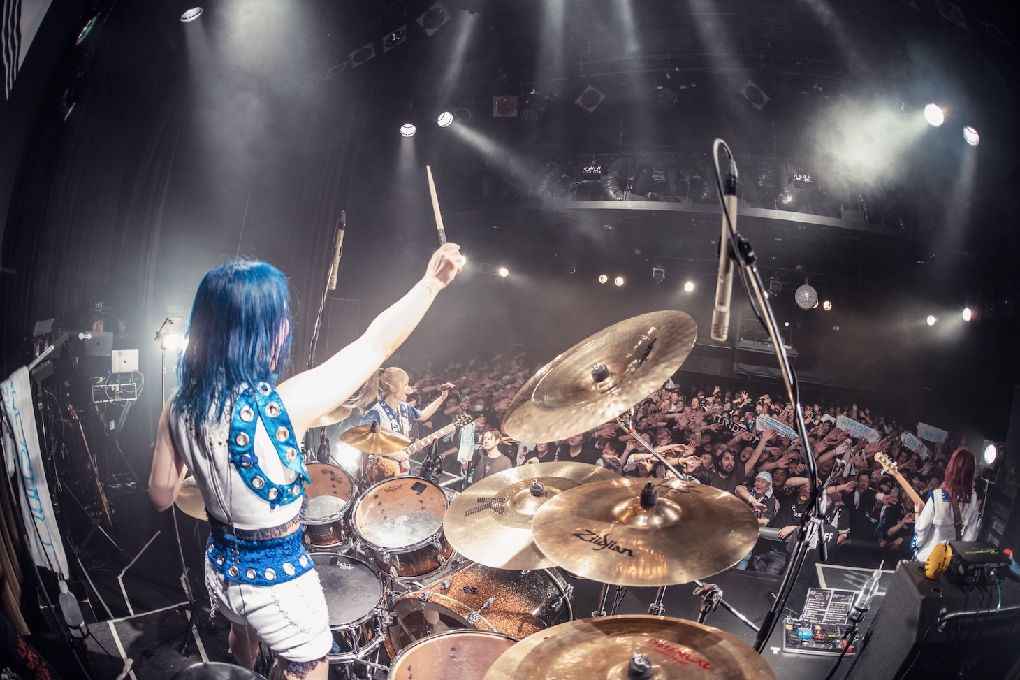 「TRiDENT BLUE DAWN TOUR 25-26」ファイナル公演の様子。©G-STAR.PRO