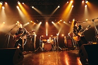 SIX LOUNGE（撮影：新保勇樹）