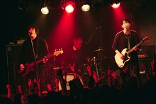 Large House Satisfaction（撮影：新保勇樹）