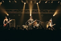 a flood of circle（撮影：新保勇樹）