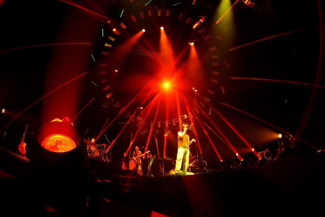 菅田将暉 LIVE 2026」東京ガーデンシアター公演の様子。（撮影：上飯坂