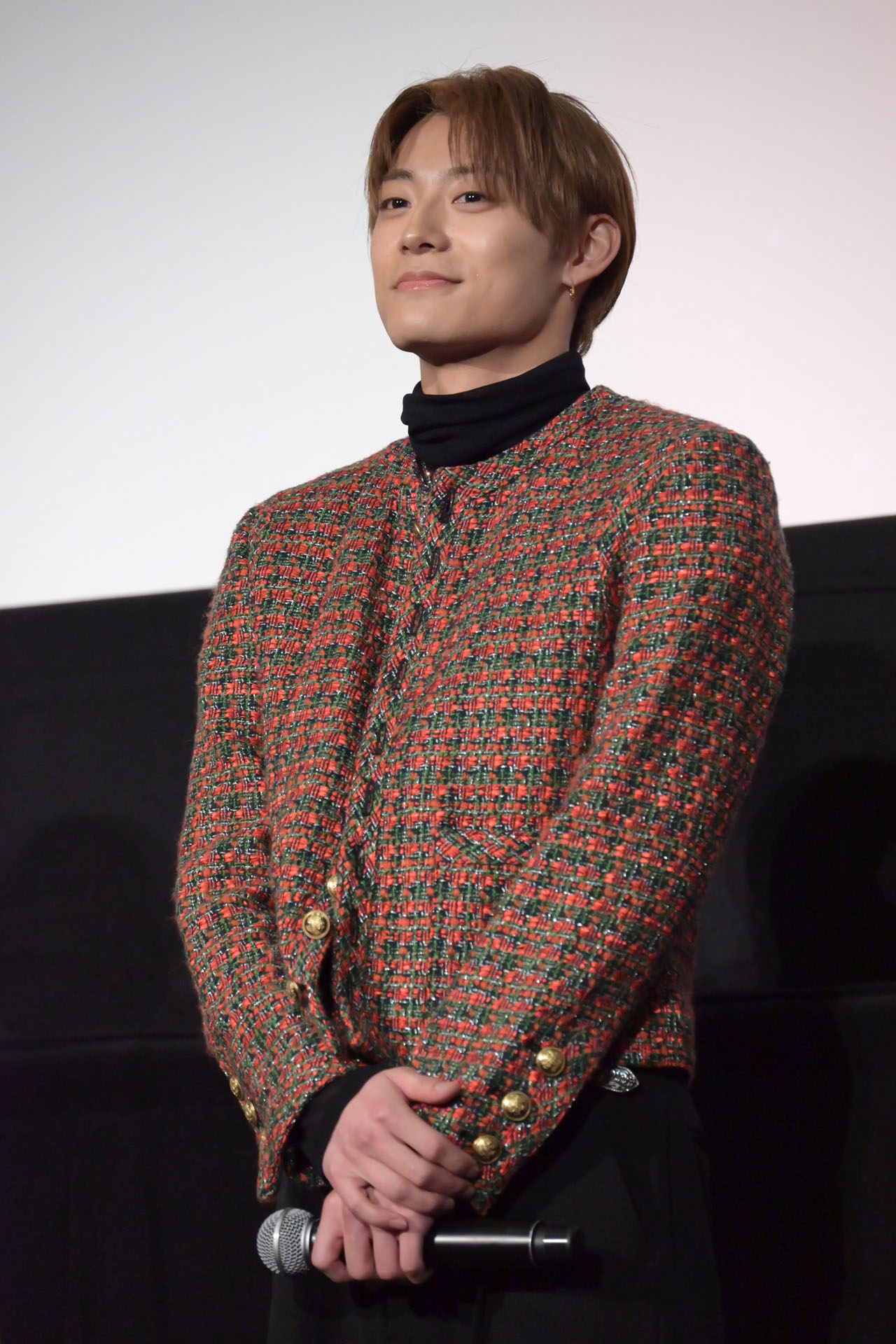 髙松アロハ（超特急）