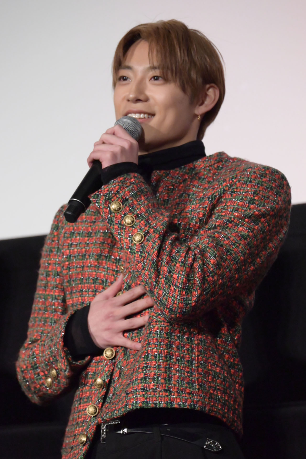 髙松アロハ（超特急）