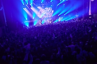 「マニアックヘブンツアーVol.17」神奈川・CLUB CITTA’公演の様子。（撮影：村井香）