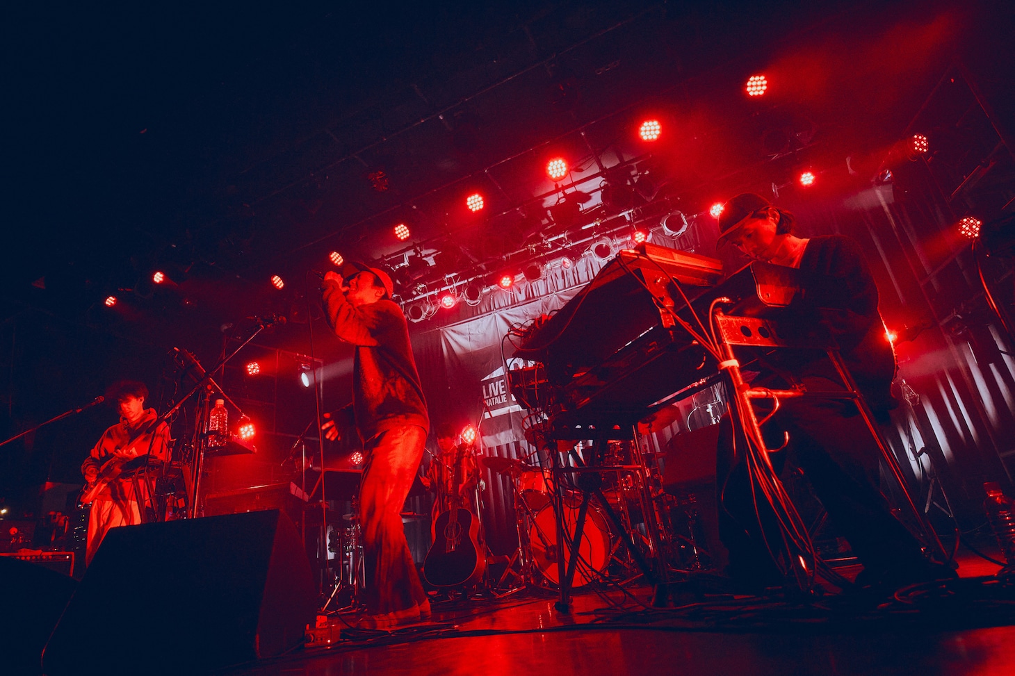 「ライブナタリー Presents RESPECT! Vol.4 “Omoinotake × cero”」ceroのステージの様子。（撮影：山川哲矢）