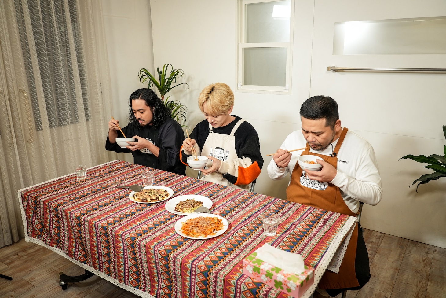 Creepy Nutsと漢 a.k.a. GAMI。