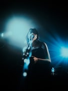 野村美こ（Vo）