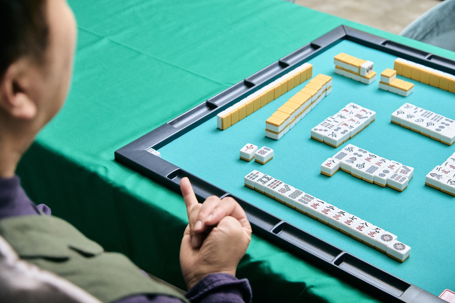 役を指折り数えるヒャダイン。