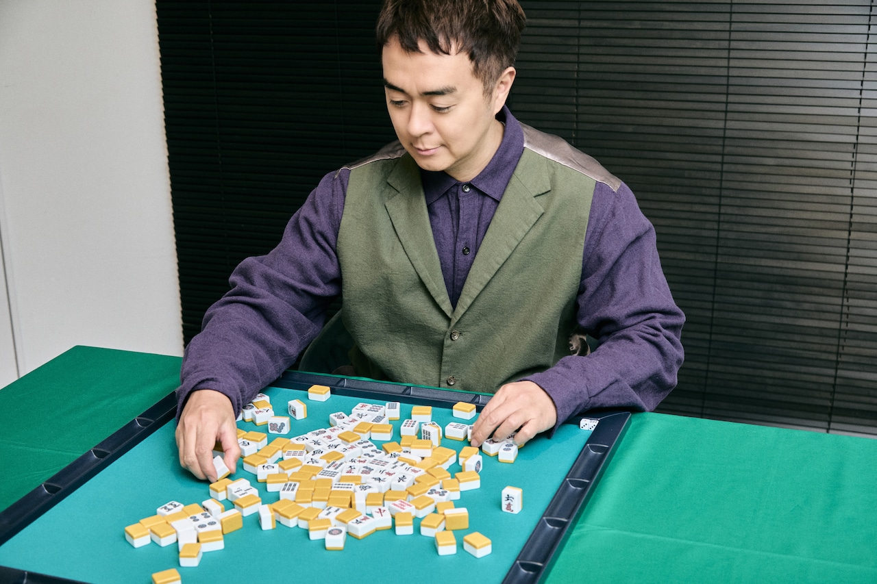 洗牌するヒャダイン。