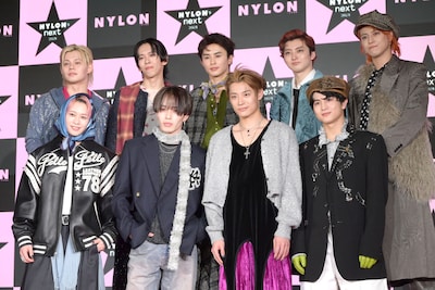 「NYLON'S NEXT 2026 AWARDS」J-POPグループ部門を受賞した超特急。