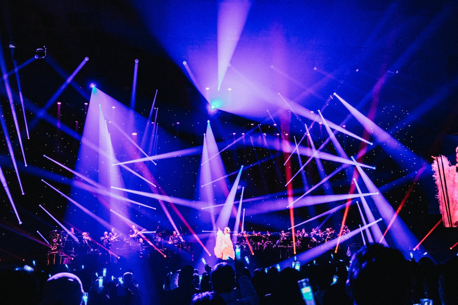 MISIA「STARTS presents MISIA 星空のライヴXIII GRAND HORIZON」盛岡タカヤアリーナ（盛岡市総合アリーナ）公演の様子。（撮影：Santin Aki）