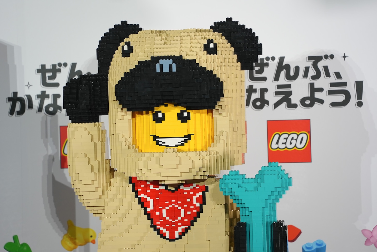 ステージに用意されたレゴ®ブロック。