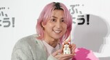 レゴ®のハムスター“タプちゃん”と佐久間大介。