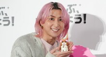 レゴ®のハムスター“タプちゃん”と佐久間大介。