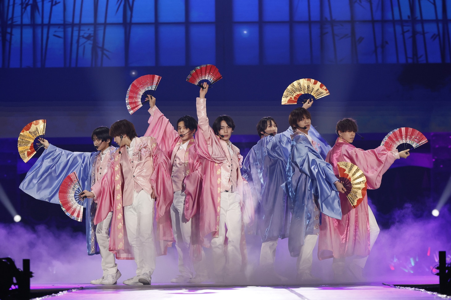 阿達慶、千井野空翔、末永光、竹村実悟、宮岡大愛、鍋田大成、浅井乃我による「JAPONICA STYLE」のカバーステージ。