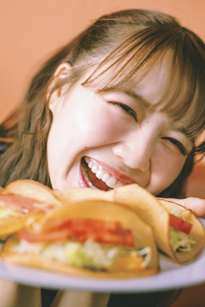 吉川ひより（超ときめき♡宣伝部）の1st写真集より。