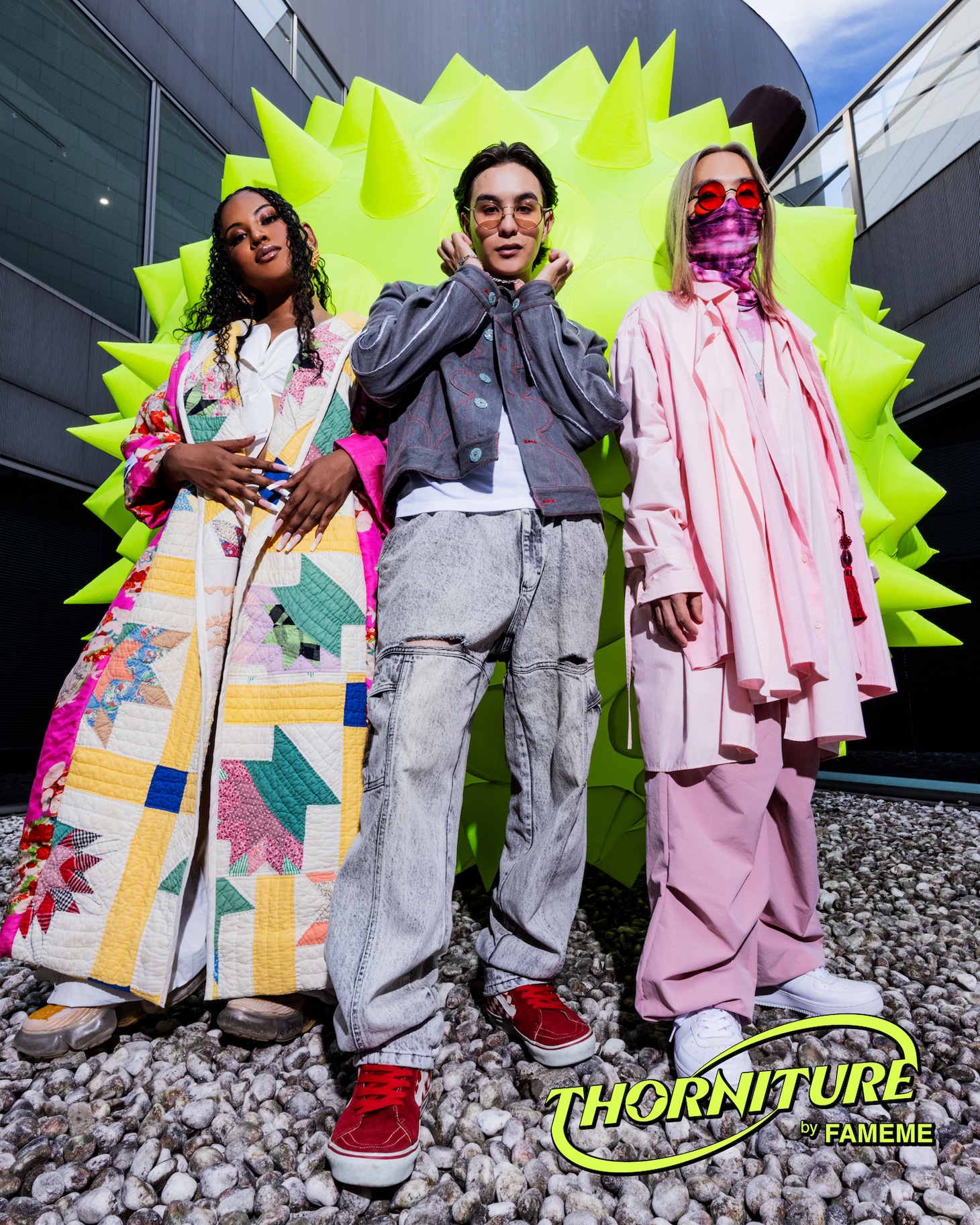 左からなみちえ、DANNY JIN、Moment Joon。