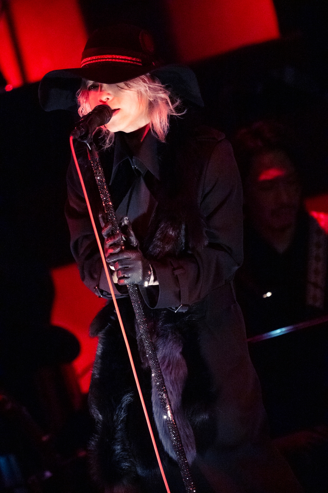 HYDEバースデーライブでYOSHIKI＆DAIGOの祝福受ける「生きててよかったな」