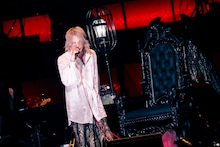 HYDEバースデーライブでYOSHIKI＆DAIGOの祝福受ける「生きててよかったな」