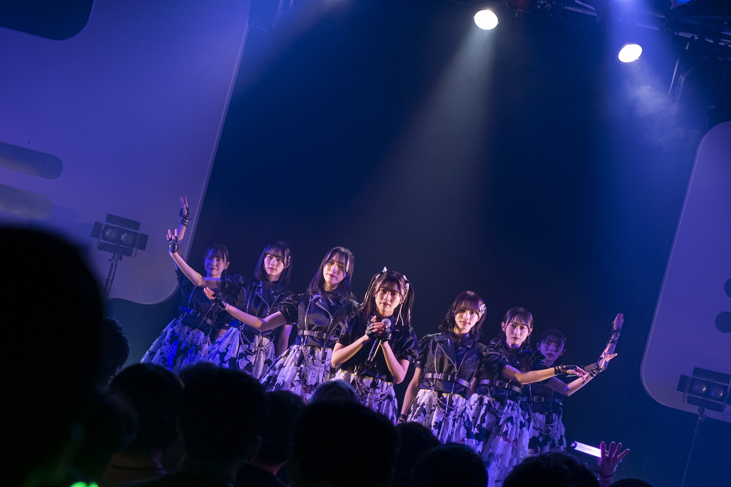 AsIs（Photo by MAYUMI）