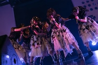 AsIs（Photo by MAYUMI）