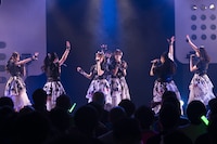 AsIs（Photo by MAYUMI）