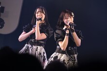 左からAsIsの北川姫子、瀬乃ひより。（Photo by MAYUMI）