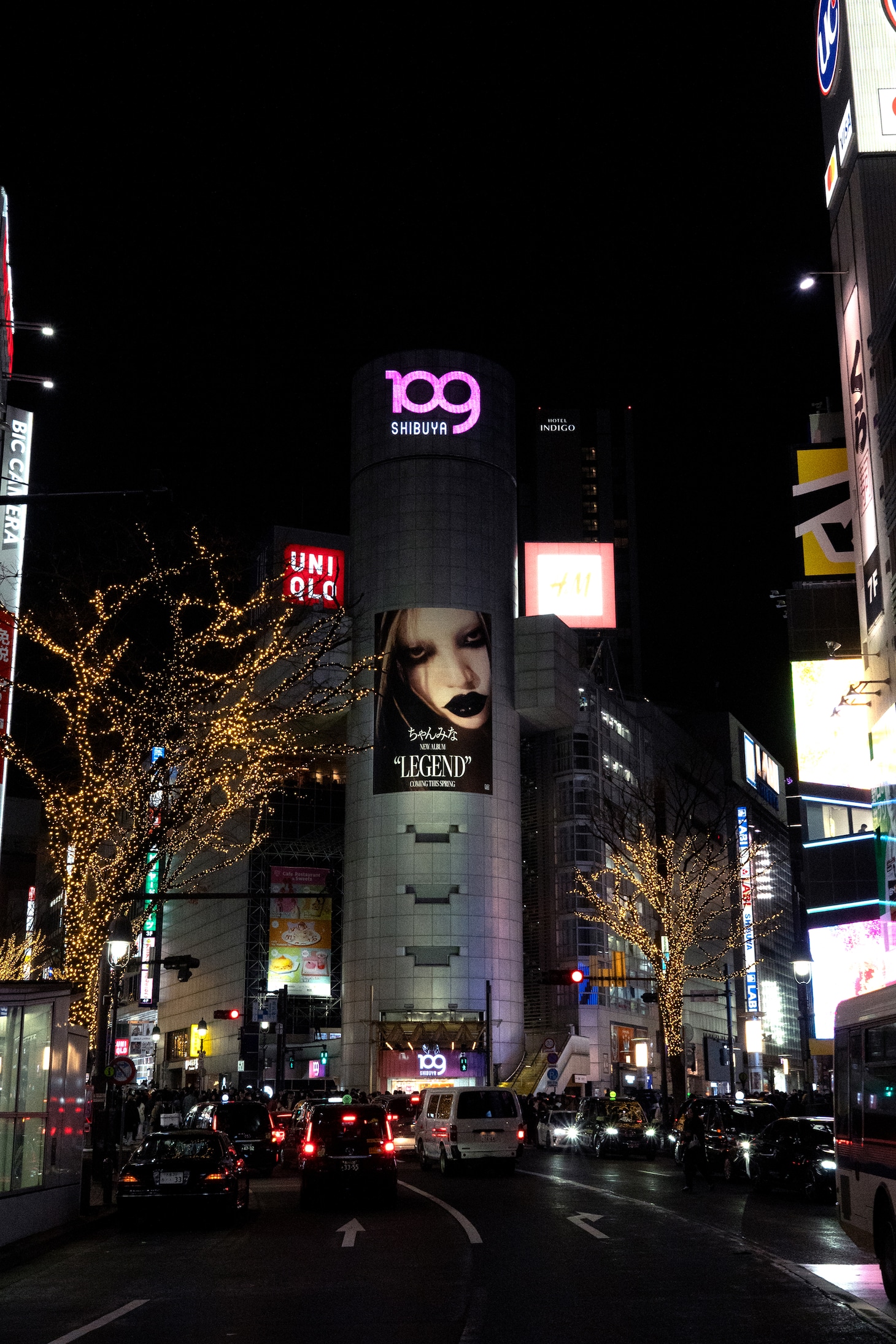 ちゃんみな「LEGEND」の発売告知ビジュアルが掲示されたSHIBUYA109。