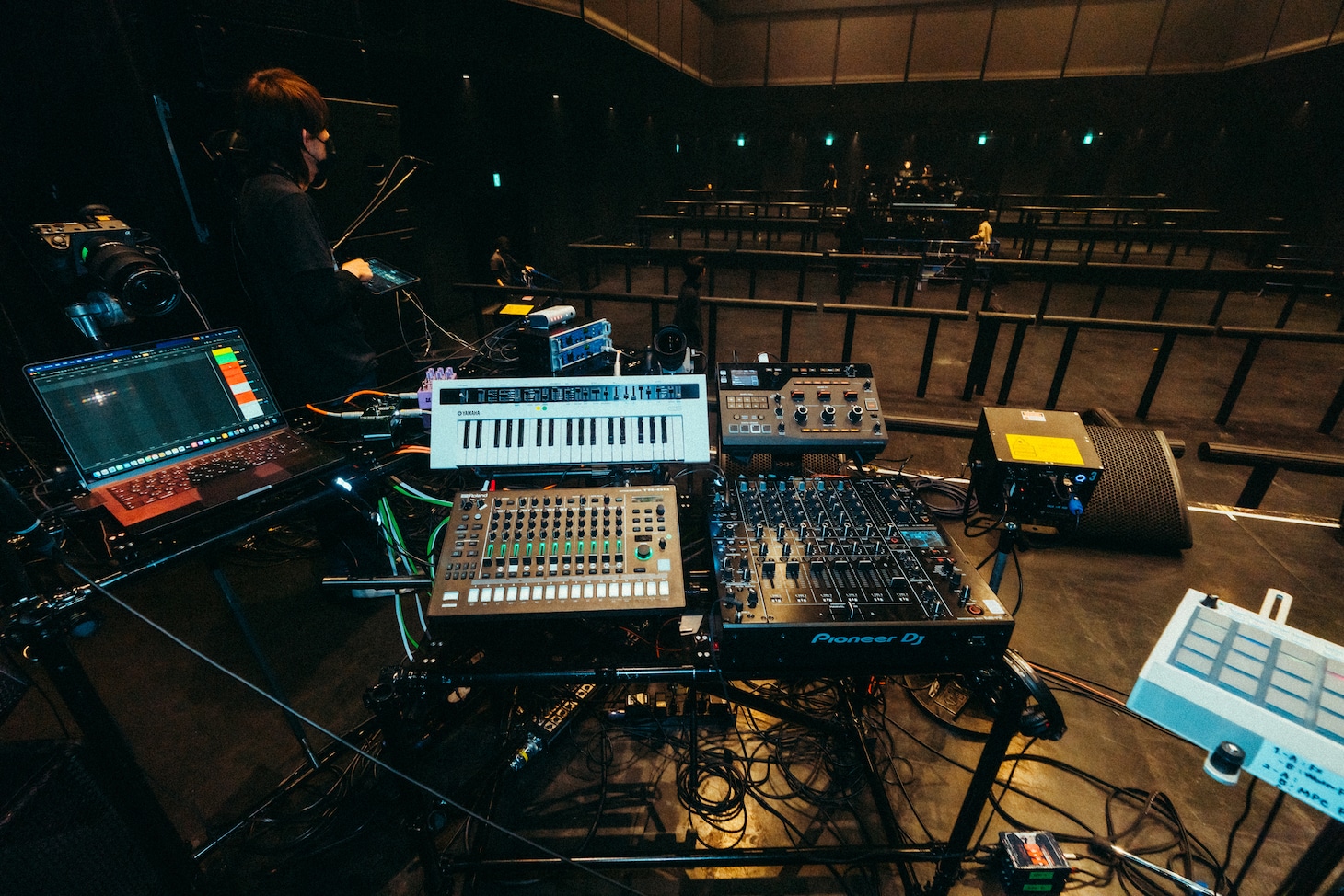 西山真登の機材。（Photo by Kosuke Ito）