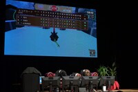 「Golf It!」対決、結果発表の様子。