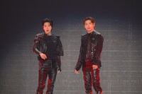 東方神起。「SMTOWN LIVE 2025-26 in FUKUOKA」より。