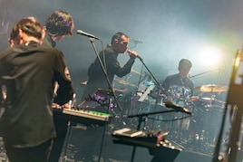 TESTSETは新フェーズに突入か、ライブバンドとしての進化を示した「ALL HAZE」ワンマン