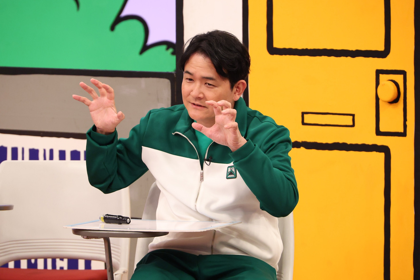 ノブ（千鳥）©︎カンテレ