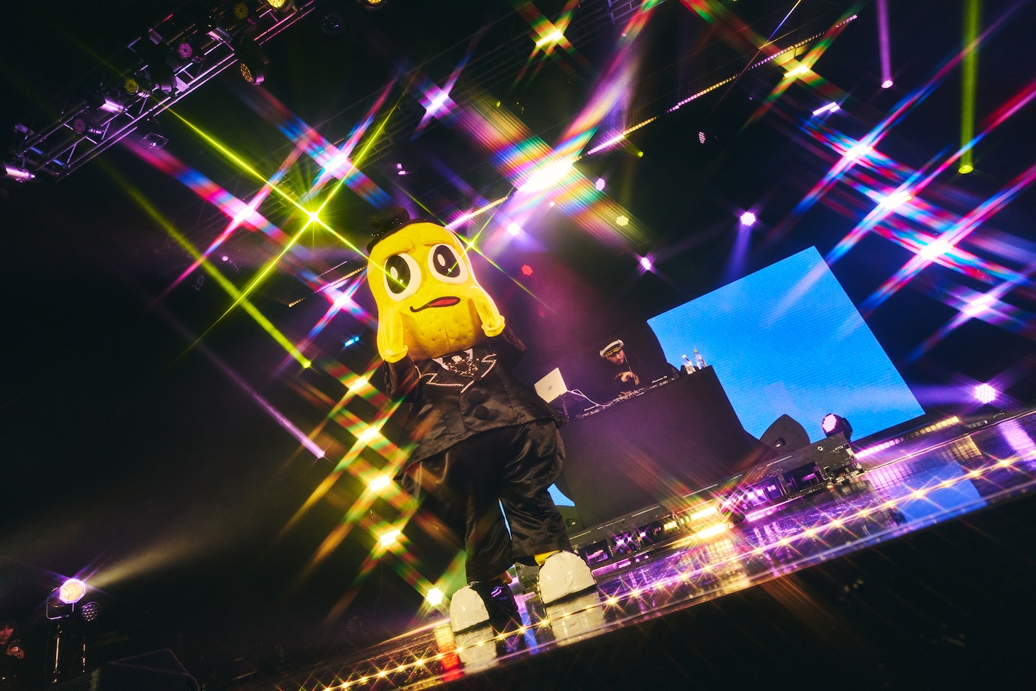 ピーナッツくんのライブパートより。（Photo by Ryo Ogawa）