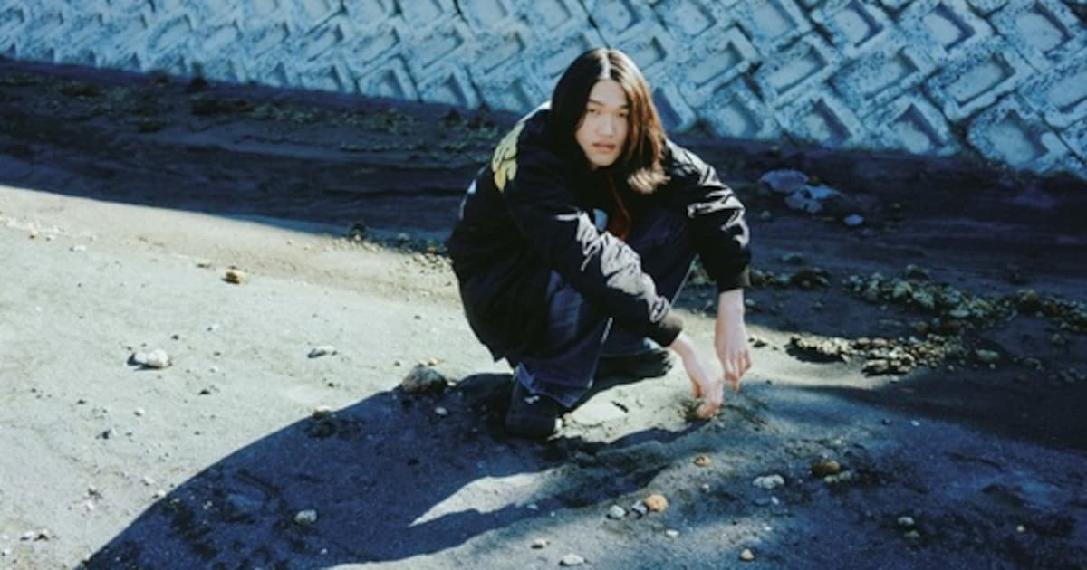 Sonsiの1stアルバム「ニセモノ」は8曲入り、Koshyに加えてSTUTS＆Watsonが参加
