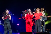 柏木ひなた「HINATA KASHIWAGI one man live 2026『on fire』」の様子。