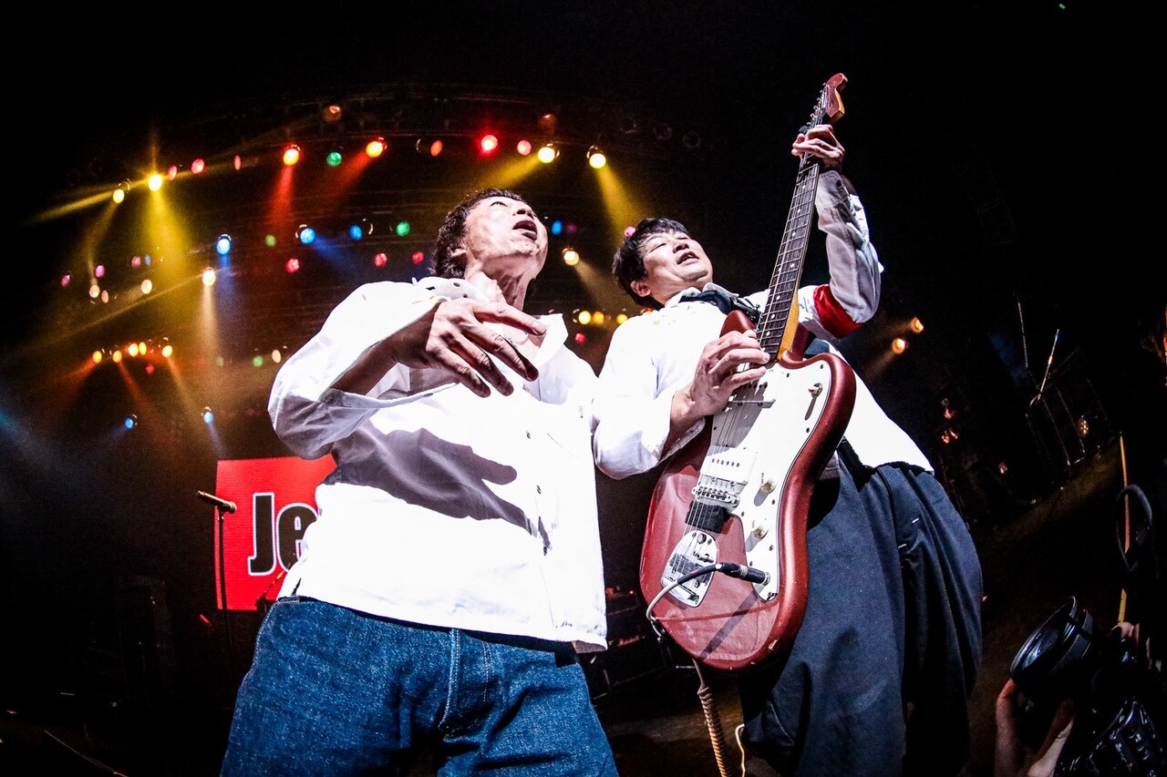 ジェット機のプロフィール - 音楽ナタリー