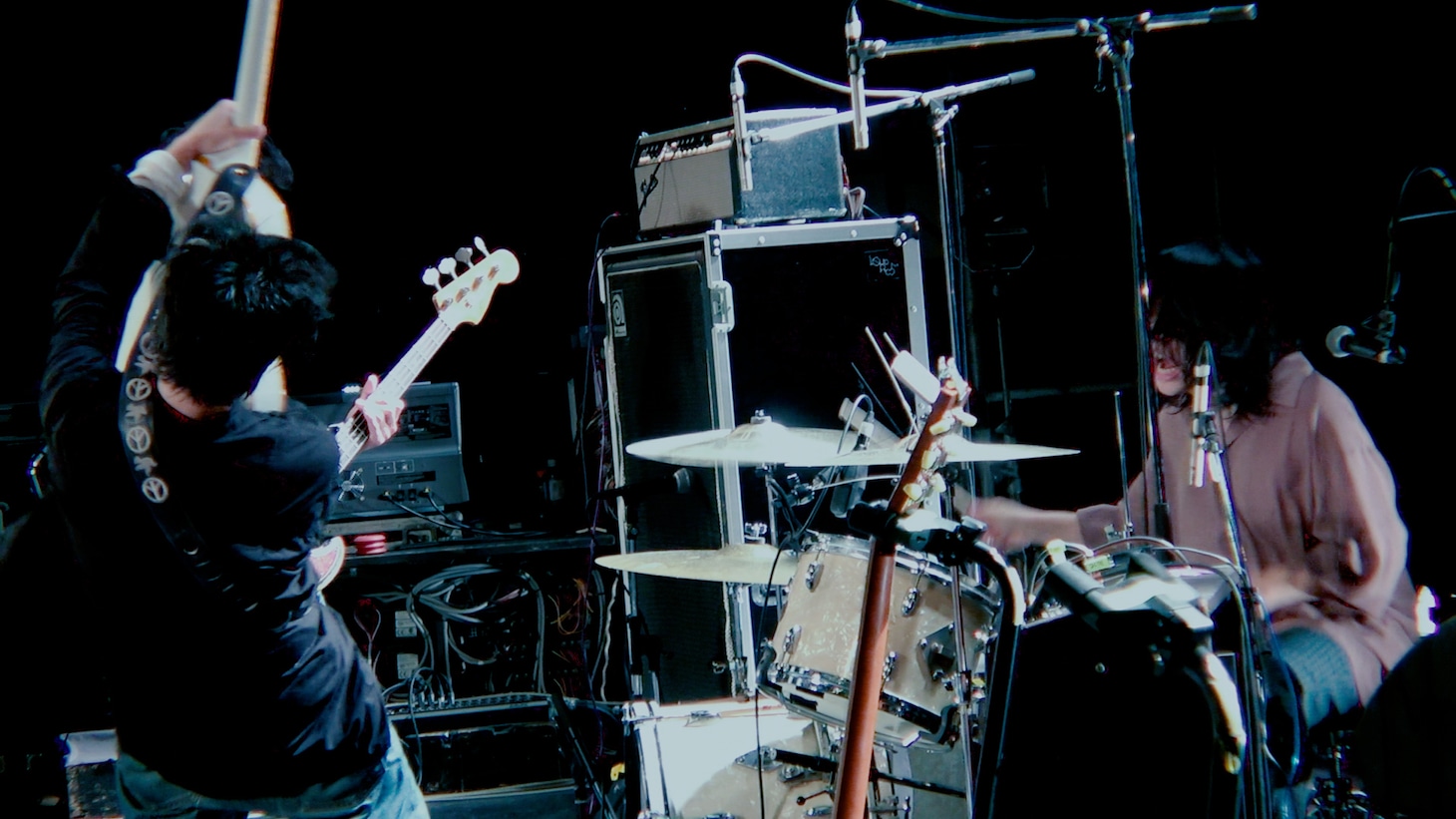 サニーデイ・サービスのステージの様子。（撮影：元）