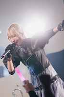 栞音（Vo / CiON）（撮影：ヨシモリユウナ）