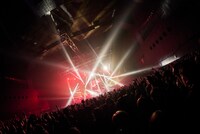 「Acid Black Cherry FILM LIVE tour FINAL feat. ABC BAND」Zepp DiverCity（TOKYO）公演の様子。（Photo by Akira "TERU" Sugihara）