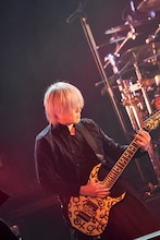 Acid Black Cherryフィルムライブにお台場熱狂、誕生日迎えたyasuは手紙で感謝の思いを伝える