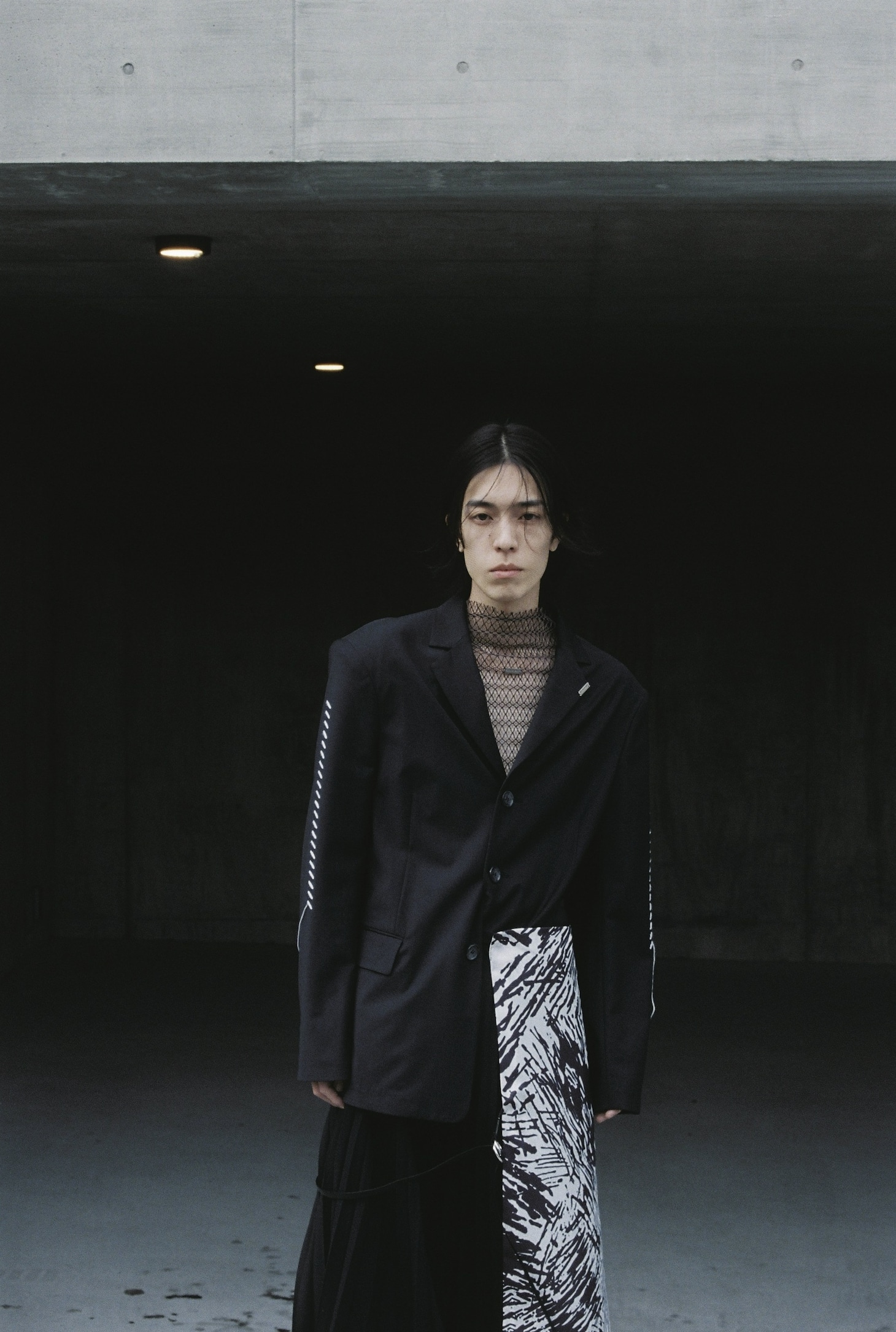 「MIKAGE SHIN」26AWコレクションのルックモデルに起用された松田歩（離婚伝説）。