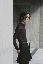 「MIKAGE SHIN」26AWコレクションのルックモデルに起用された松田歩（離婚伝説）。