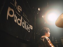 渡邊剣人（Dr）（撮影：オガワタクヤ）