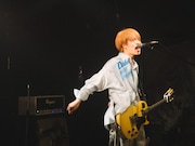 柄須賀皇司（Vo, G）（撮影：オガワタクヤ）