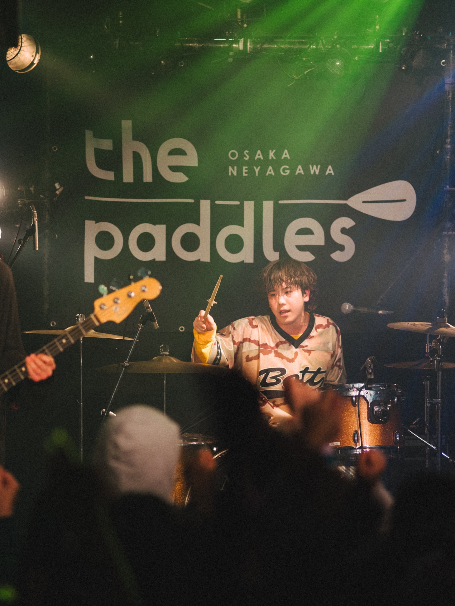 渡邊剣人（Dr）（撮影：オガワタクヤ）