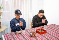 AK-69と漢 a.k.a. GAMI。