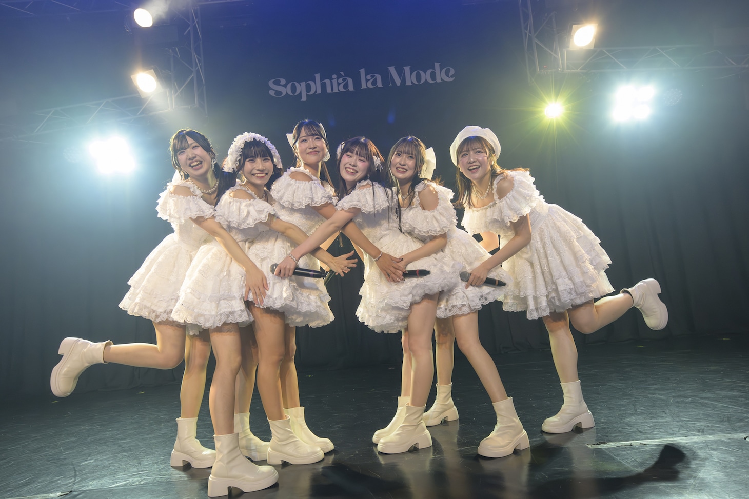 Sophià la Modeのデビューワンマンライブの様子。